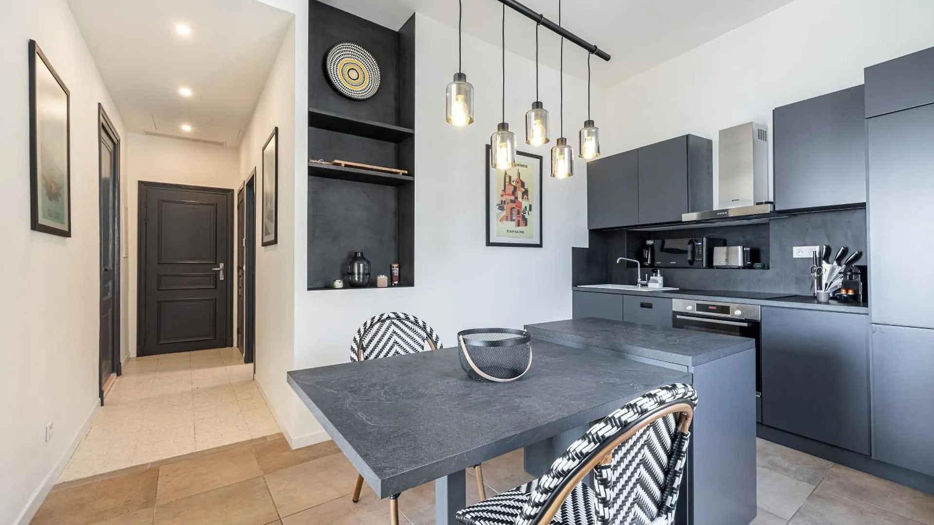 Le Laurenti, Vue Mer Epoustouflante Menton Apartman